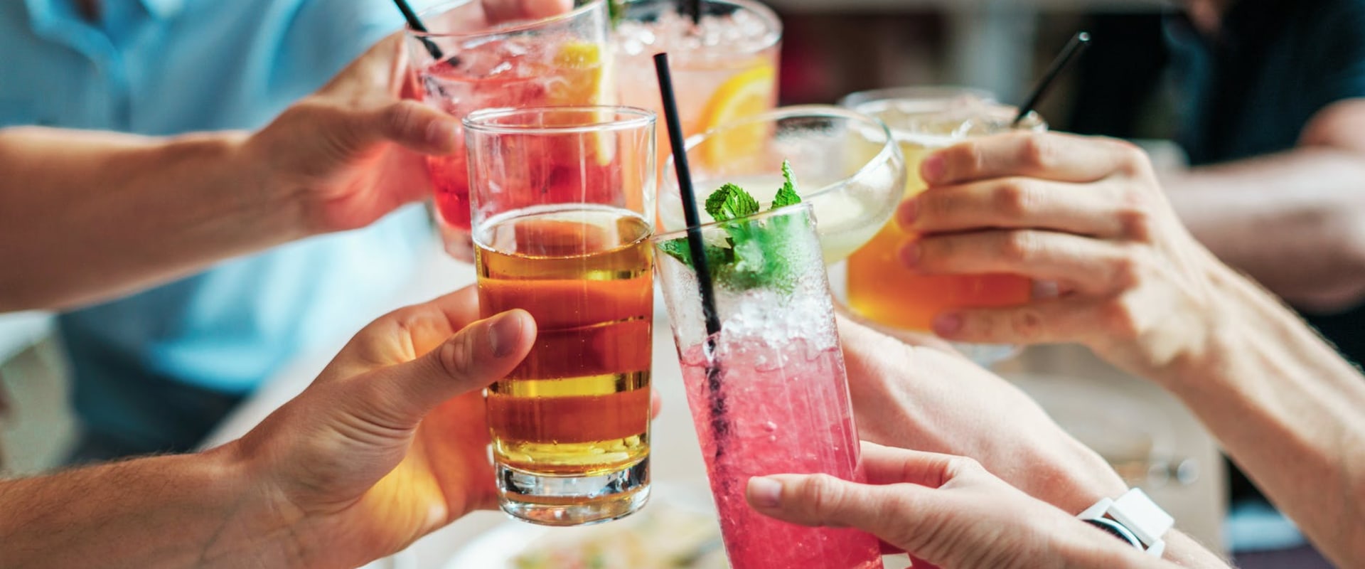 The Best Happy Hour Deals in Louisville, Kentucky